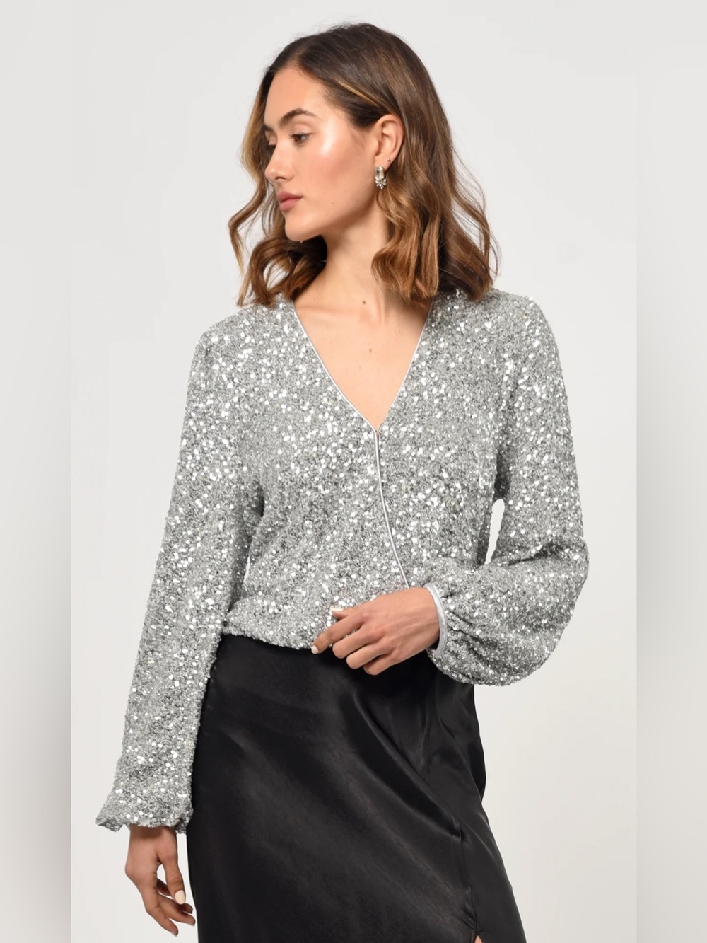 Reitmans Silver Sequin V-Neck Long Sleeve Top